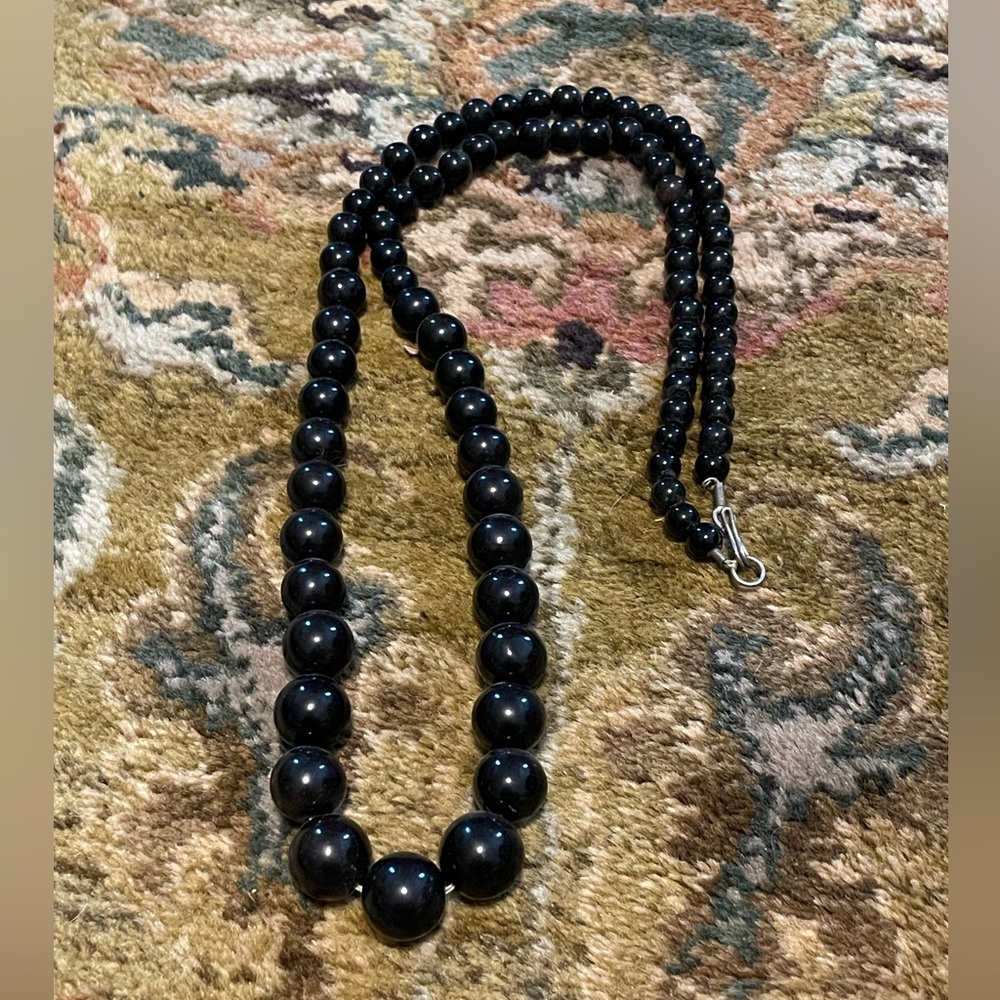 Vintage black glass bead necklace